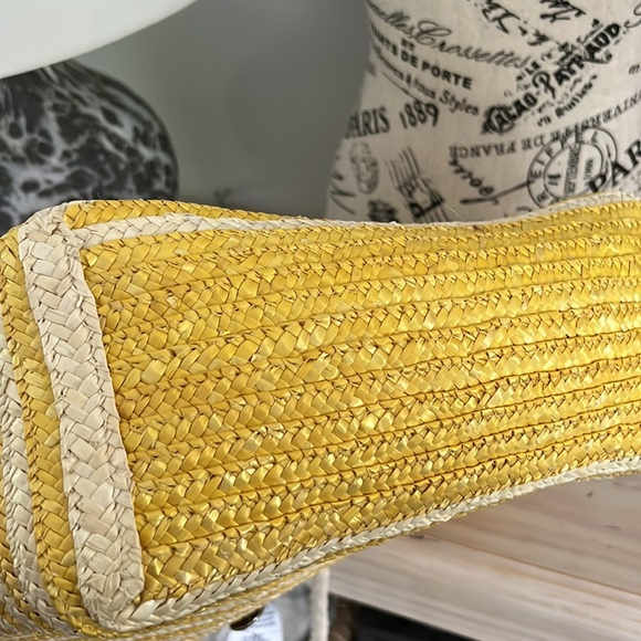 Beautiful Yellow Summer Beach Bach by Lancôme - Picture 9 of 10